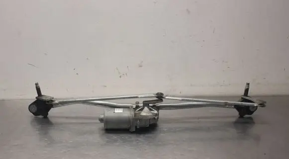 Front wiper linkage and motor
