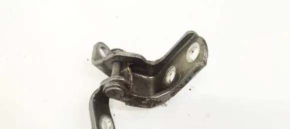 Honda CR-V Rear door lower hinge