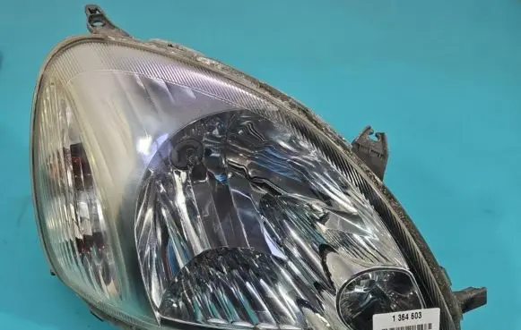 Toyota Yaris Headlight/headlamp IMPRK1364603