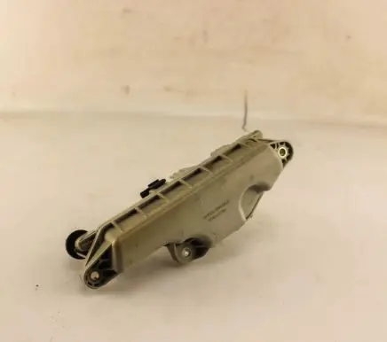 Vacuum air tank
