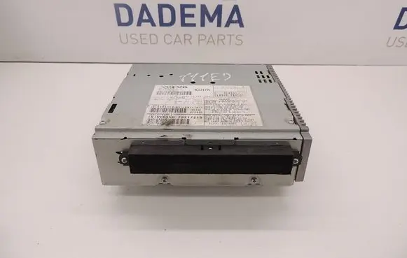 Volvo V50 CD/DVD changer 31260527 31260531 D111