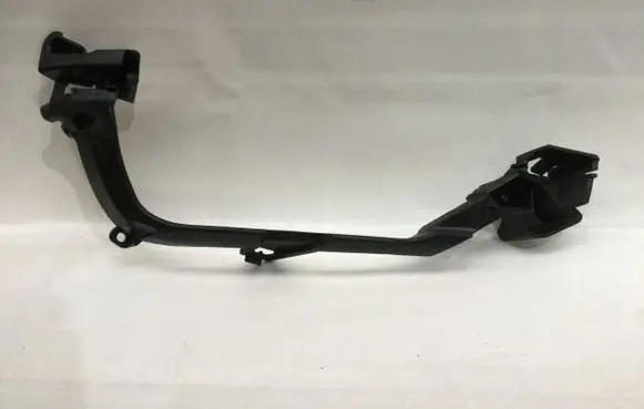 Volvo XC90 Headlight/headlamp mounting bracket 31383680