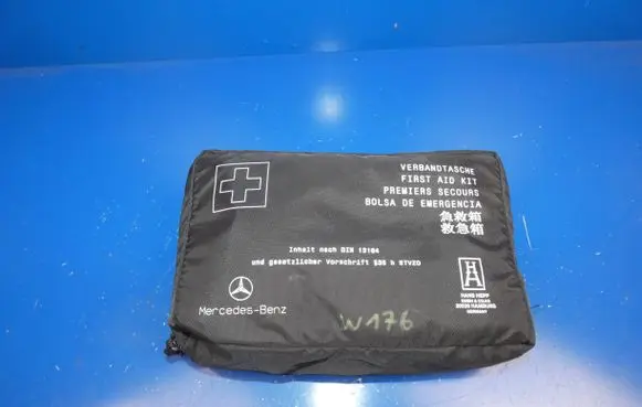 Mercedes-Benz A W176 First aid kit 