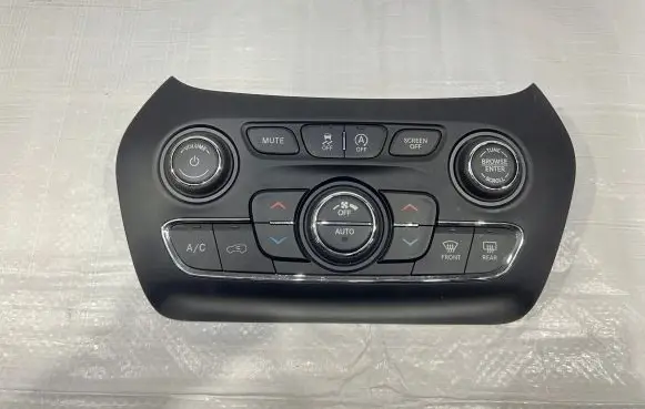 Jeep Cherokee Climate control unit 68285935AB