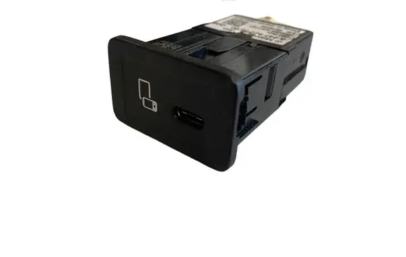 Mercedes-Benz GLC C253 USB socket connector A2478209000 0018245