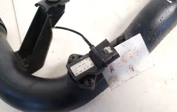 Skoda Superb B5 (3U) Air pressure sensor 0281002401 038906051c