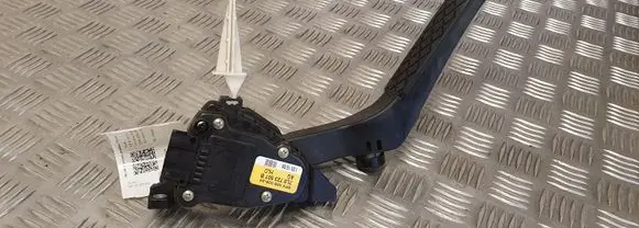 Audi Q7 4L Accelerator throttle pedal 7L0723507B