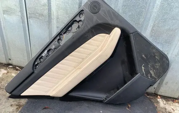 Mercedes-Benz GLE (W166 - C292) Rear door card panel trim 