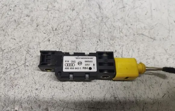 Audi A3 S3 8P Airbag deployment crash/impact sensor 4B0959643C