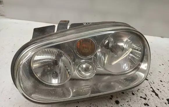 Volkswagen Golf IV Headlight/headlamp 1J1941016B