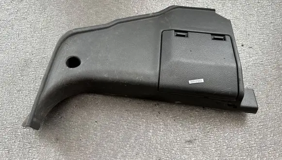 Nissan Patrol Y60 Fuse box cover 6690006J01 6694006J01