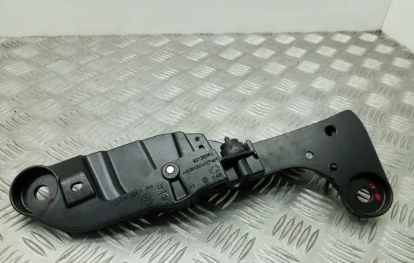 Volkswagen Eos Convertible roof hinge 1Q0825956C