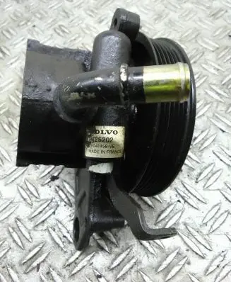 Volvo S40, V40 Power steering pump