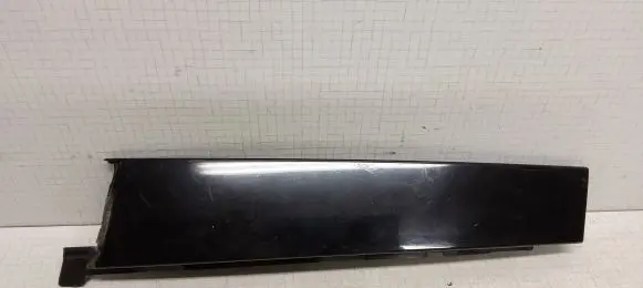 Ford Focus ST Front door glass trim molding BM51A20898