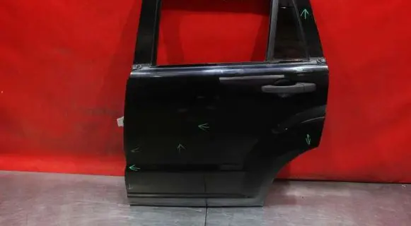 Dodge Caliber Rear door