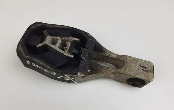 Opel Combo E Engine mount bracket 9811786680