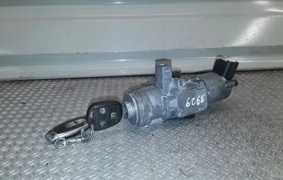 Toyota Avensis T250 Ignition lock 450200504