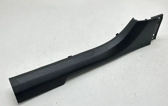 Renault Megane IV Front sill trim cover 769514234R 6331008010