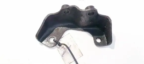 Mitsubishi Outlander Engine mounting bracket