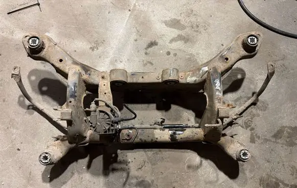 Volvo XC60 Rear subframe 