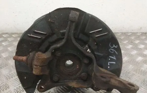 Subaru Legacy Front wheel hub