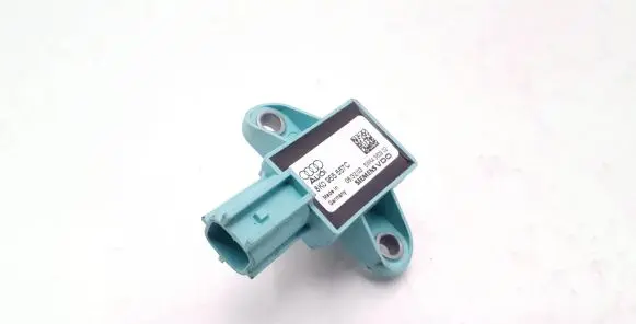 Audi A4 S4 B8 8K Airbag deployment crash/impact sensor 8K0955557C 5WK4380902