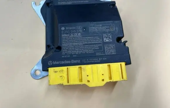 Mercedes-Benz GLA H247 Airbag control unit/module A1779006704 0285015379
