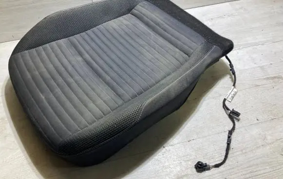 Volkswagen Golf VII Seat trim 5g0963555af
