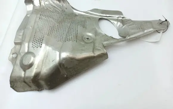 Jaguar XJ X308 Heat shield in engine bay GNC9339 GNC9339AB