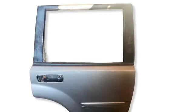 Nissan X-Trail T30 Rear door 