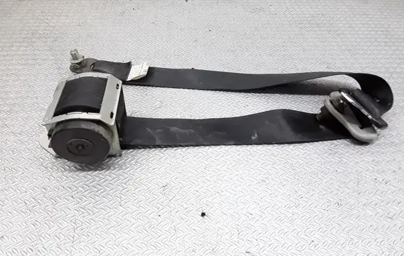 Mazda 3 I Front seatbelt 6032792