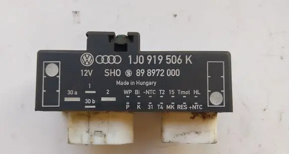 Volkswagen Golf IV Coolant fan relay COOLANTFANRELAY 1J0919506K
