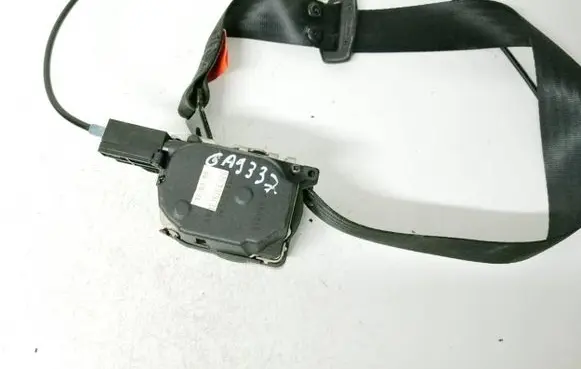 Alfa Romeo 156 Middle seatbelt (rear) e2049058