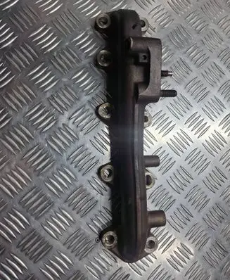 KIA Sorento Exhaust manifold