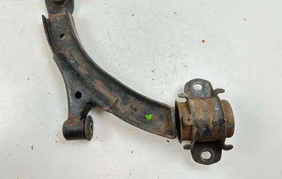Ford Mustang V Front lower control arm/wishbone
