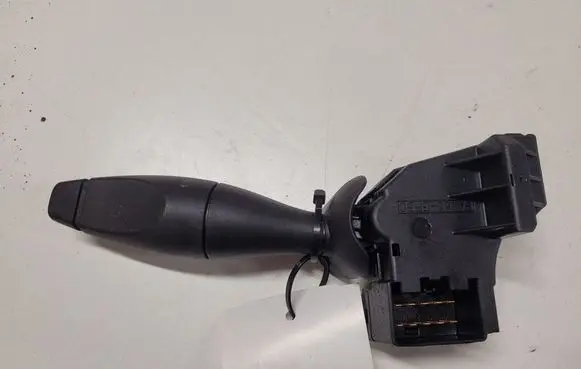 Ford Focus Wiper control stalk 98AG17A553CC
