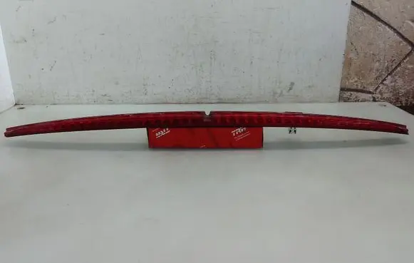 Mercedes-Benz E W212 Third/center stoplight A2128200156