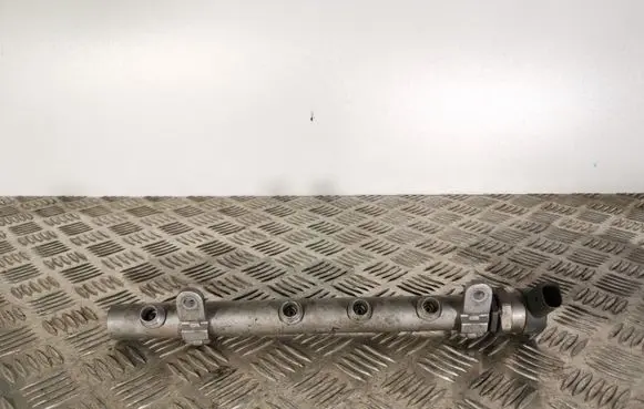 Fuel main line pipe