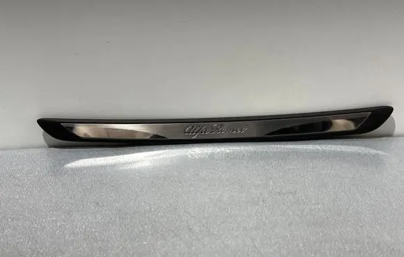 Alfa Romeo Stelvio Rear sill trim cover