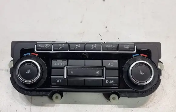 Volkswagen Golf VI Climate control unit 5K0907044BD