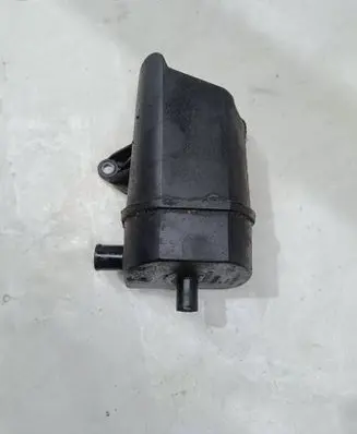 Volvo 960 Breather/breather pipe/hose 9135643