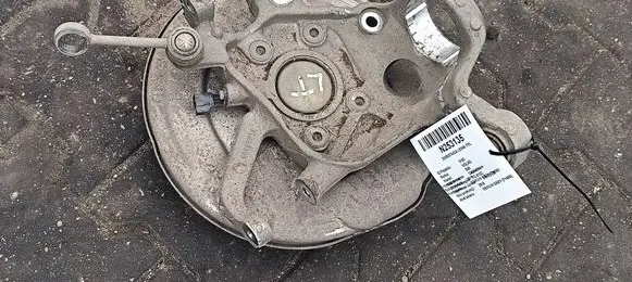 Volvo S90, V90 Stub axle 