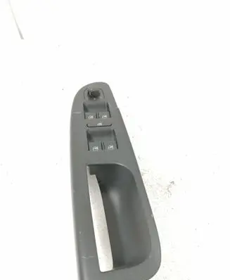 Volkswagen PASSAT B6 Electric window control switch 3C2867172