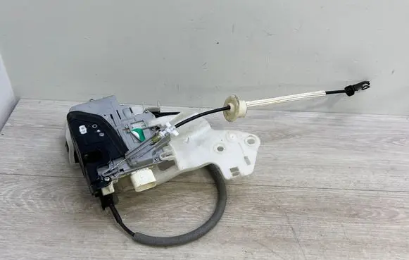Front door lock