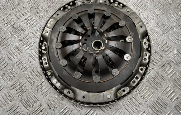 KIA Xceed Clutch set kit 410712B00 410722B001