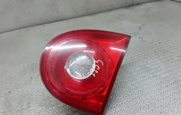 Volkswagen Golf V Tailgate rear/tail lights 1K6945094E