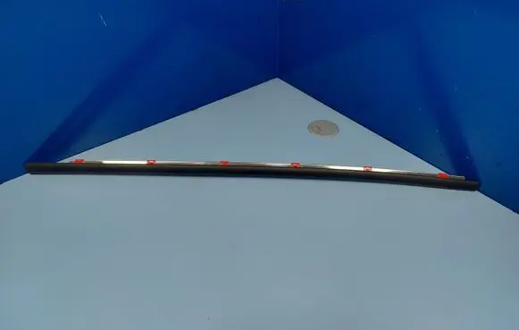 Toyota Prius (XW50) Rubber seal front door window/glass 6821052230