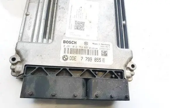 BMW 3 E90 E91 Engine control unit/module 0281012754 dde779985502