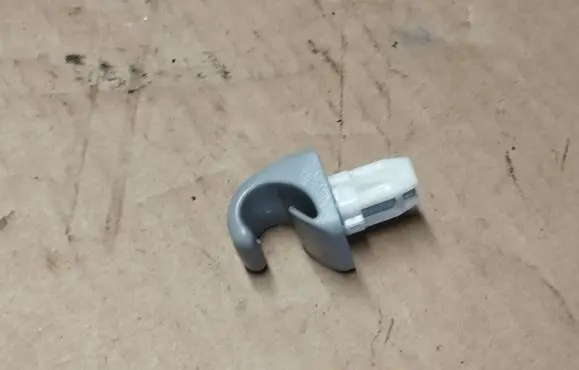 Toyota RAV 4 (XA30) Sun visor clip/hook/bracket 