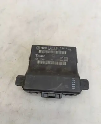 Volkswagen Touran I Gateway control module 1K0907951 1K0907530A